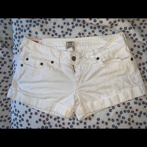 White Denim True Religion Shorts - Size 31